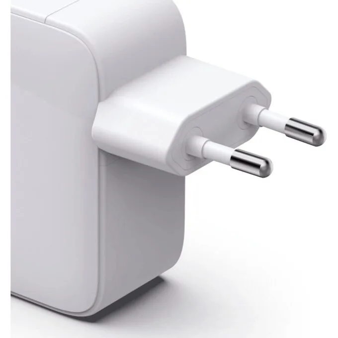 Hama GAN 30W PD/QC with rolled cable, 2x USB-C, white — image 7