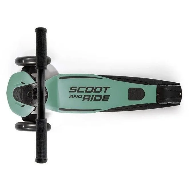Scoot & Ride Highwaykick 5 LED Forest — image 4