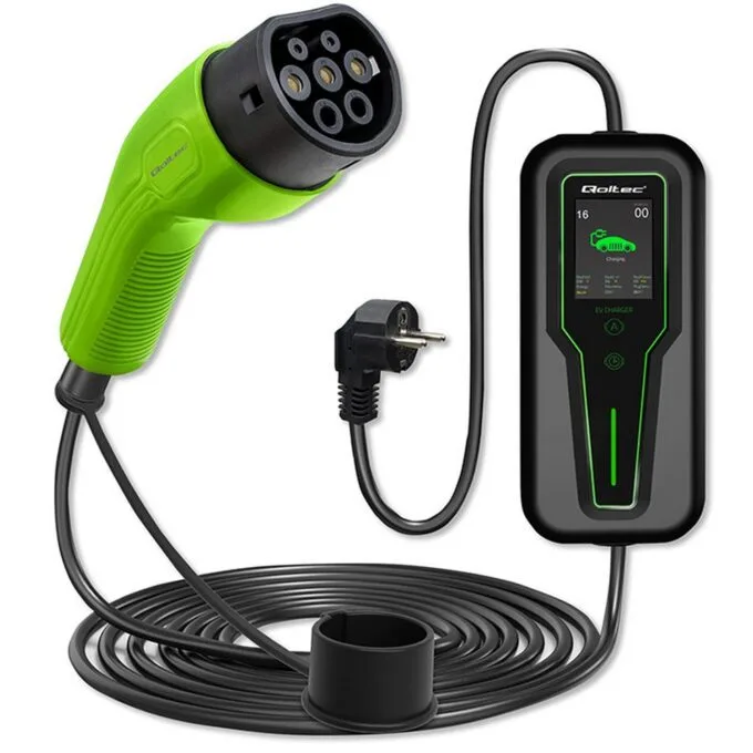 Qoltec Mobile charger for EV electric car with 2 in1 control Type2 | 3.5kW | 230V | LCD | Portable | Wallbox | 5m — image 1