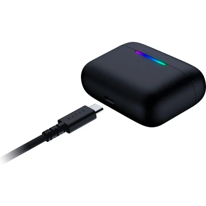 RAZER Hammerhead V3 HyperSpeed - Wireless ANC Gaming Earbuds - 2.4Ghz & Bluetooth - 40 Hours- IPX4 — image 4