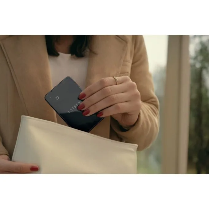 Satechi FindAll Wallet Card Black — image 9