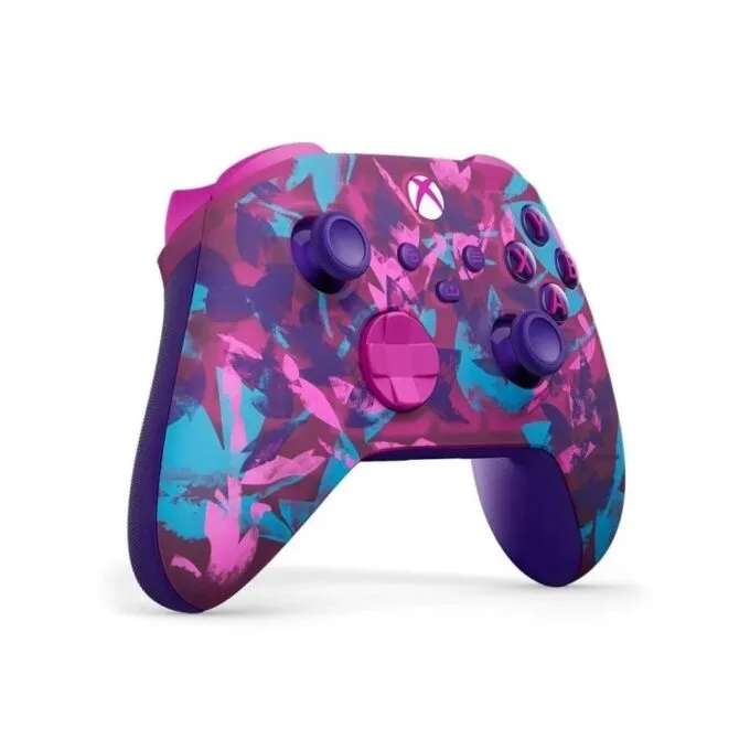Microsoft Xbox Wireless Controller - Heart Breaker Specials Edition — image 3