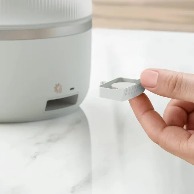 PHILIPS Ultrasonic Air Moisturizer HU1510/04 white — image 3
