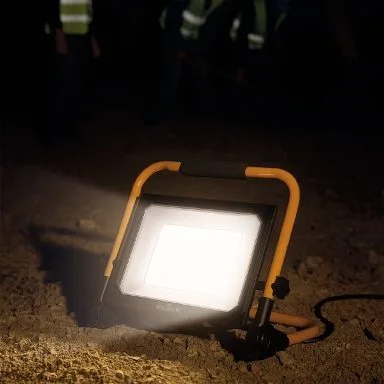 Rexer Floodlight Portable Mains Powered 100W 4000k 11000 lms RX08030 — image 3