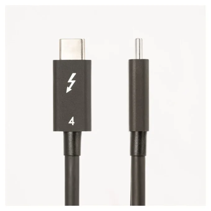 StarTech.com TBLT4MM1M Thunderbolt cable — image 2