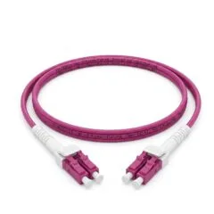 Synergy21 LWL-2 fibre patchk. 2mtr.LC-LC, 50/125um,OM4, uniboot(rotatable), push/pull, AD=2mm,