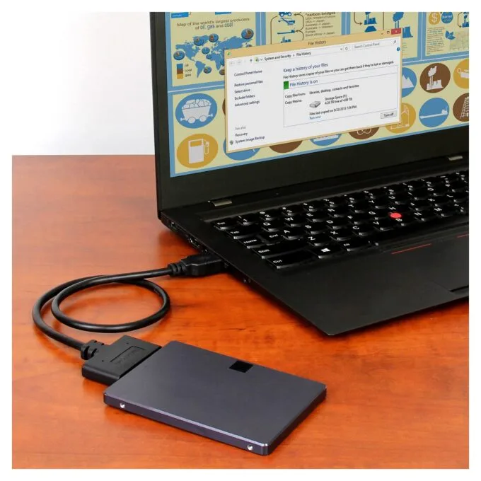 StarTech.com USB312SAT3CB cable gender changer — image 4
