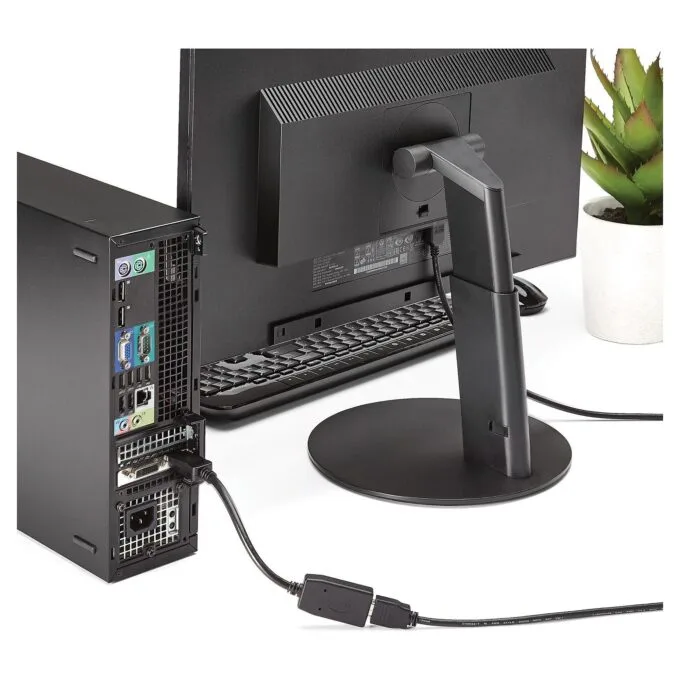 StarTech.com DP2HDMI video cable adapter — image 5