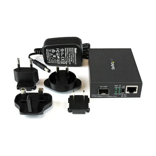 StarTech.com MCM1110SFP network media converter — image 4