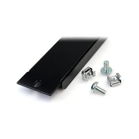 StarTech.com BLANKB1 rack accessory — image 2