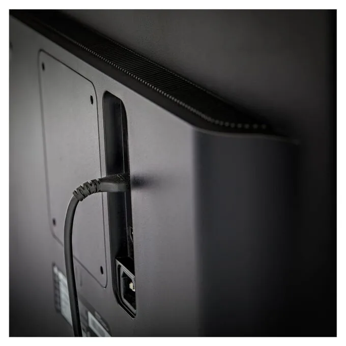 StarTech.com RHDMM2MP HDMI cable — image 5