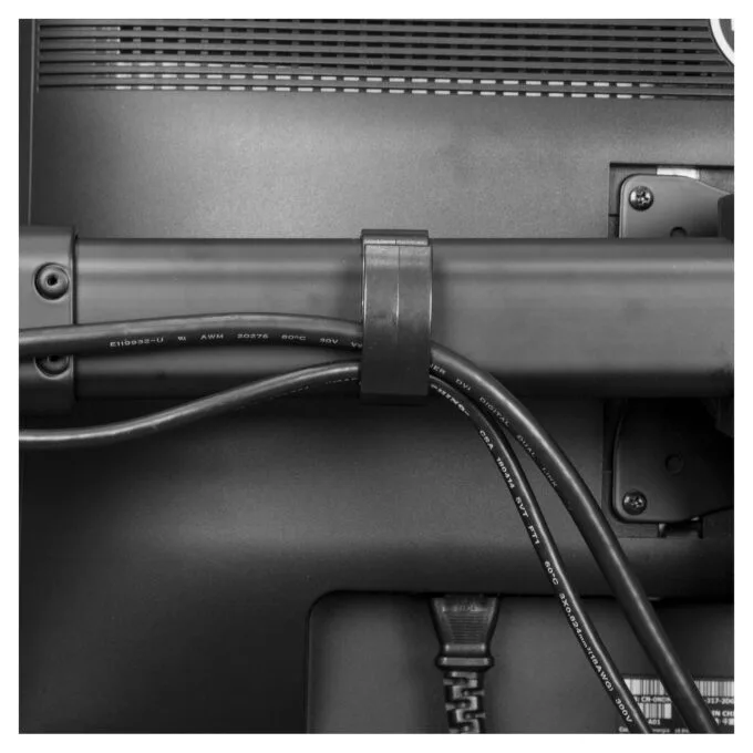 StarTech.com ARMTRIO monitor mount / stand — image 6