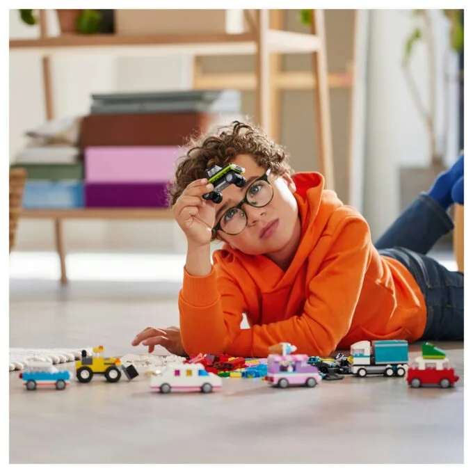 LEGO Classic Creative Vehicles — image 7