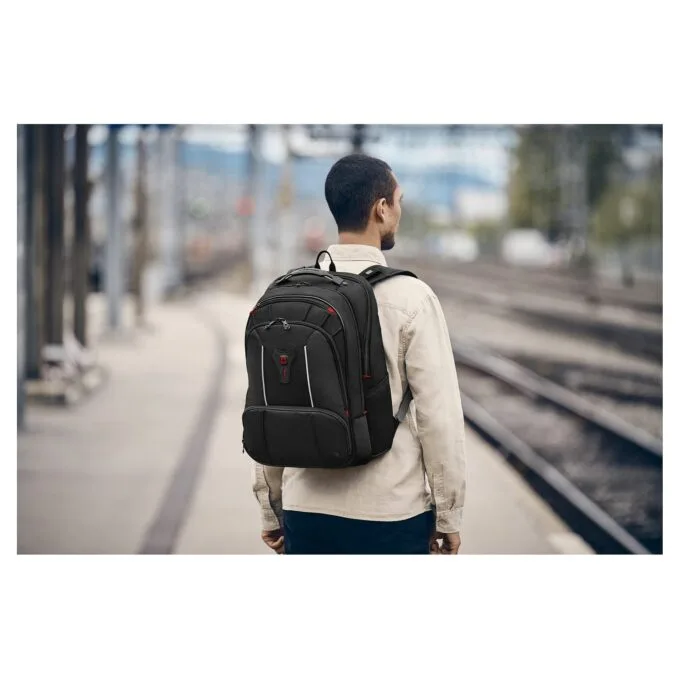 Wenger/SwissGear Carbon Pro backpack — image 12