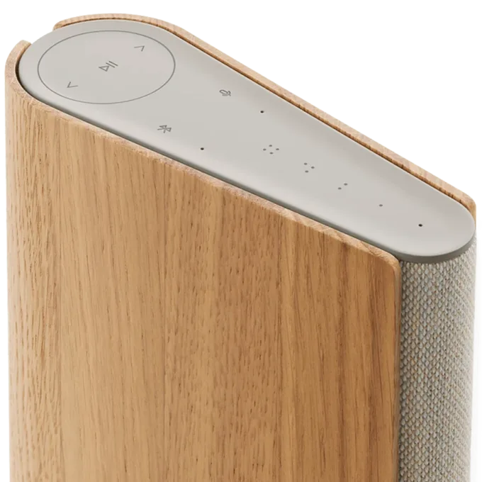 Beosound Emerge Gold Tone Alu/Light Oak — image 4
