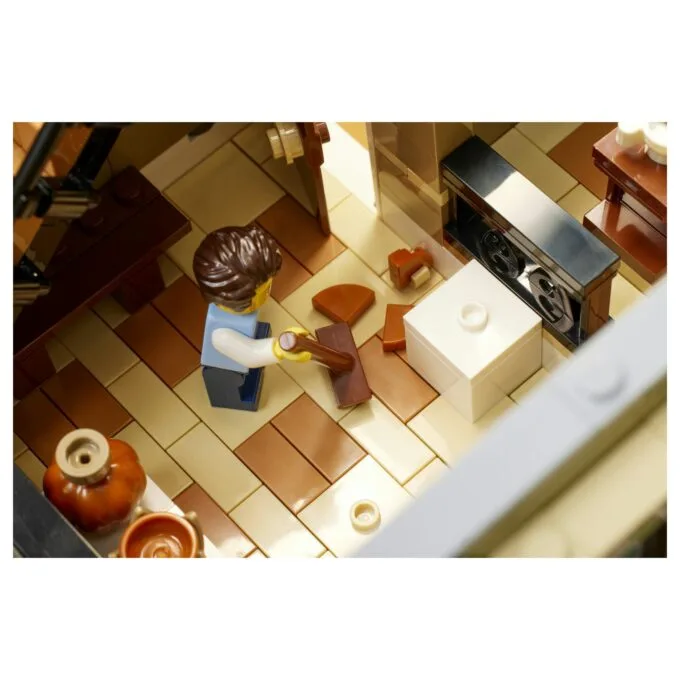 LEGO ICONS Natural History Museum — image 23
