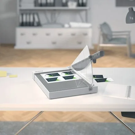 Leitz Precision Home Office A4 to 10 sheets — image 2