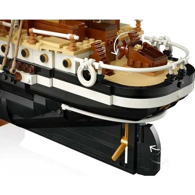 LEGO Icons 10335 Endurance — image 6