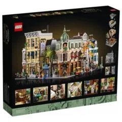LEGO Icons 10297 boutique hotel