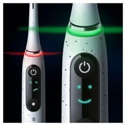 Oral-B iO 10 white — image 6