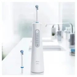 Oral-B AquaCare 6 — image 5