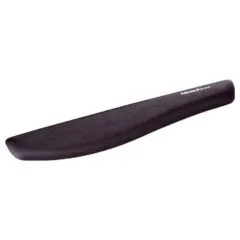 Fellowes PlushTouch black - in front of keyboard