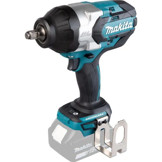 Makita DTW1002Z without battery and charger — image 1