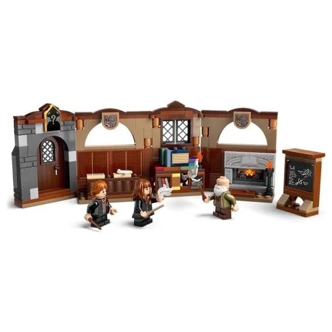 LEGO Harry Potter 76442 Hogwart Castle: Classes with spells and charms — image 3