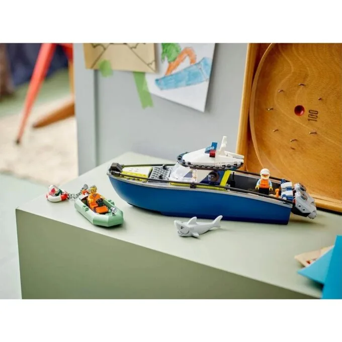 LEGO City 60456 Pursuit of Police Boat — image 6