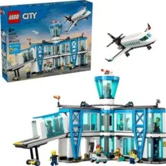 LEGO City 60502 Airport with plane