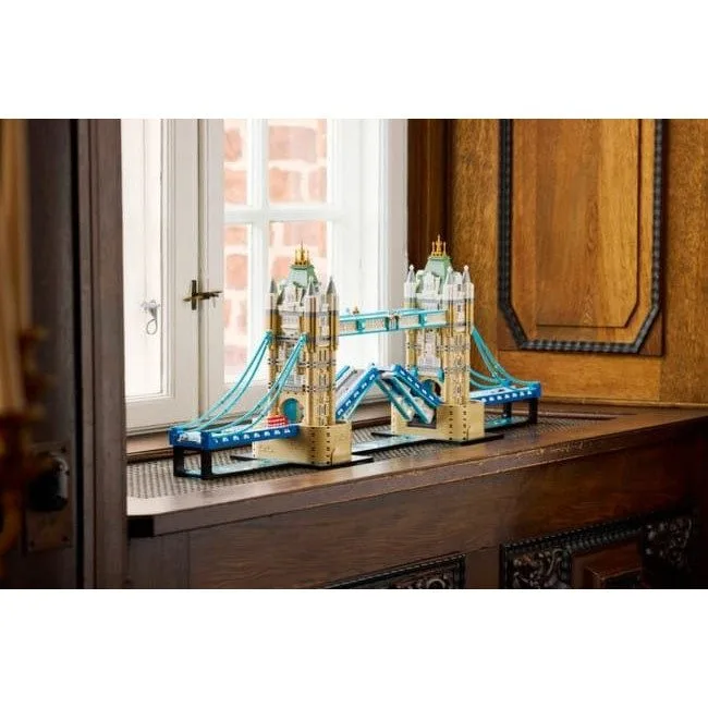 LEGO Architecture 21067 Tower Bridge — image 12