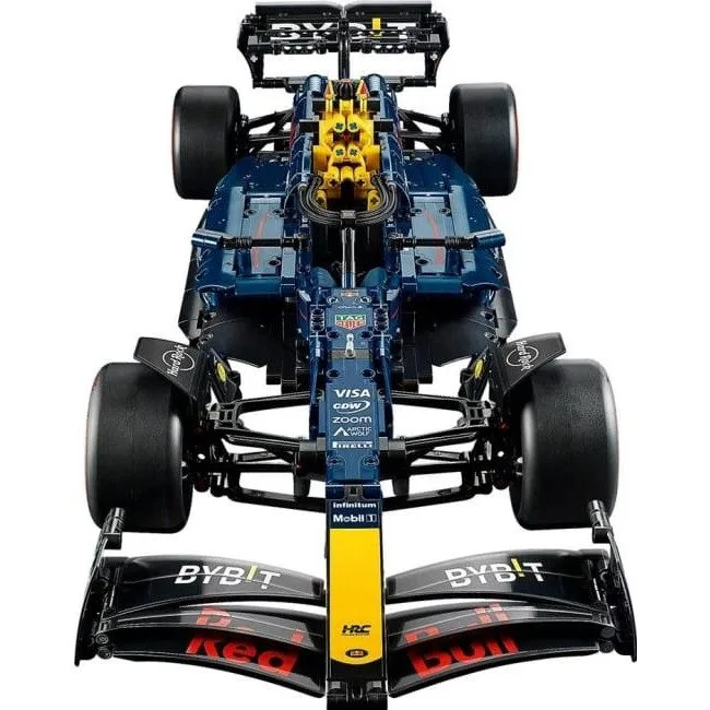LEGO Technic 42206 Bolid F1 Oracle Red Bull Racing RB20 — image 3