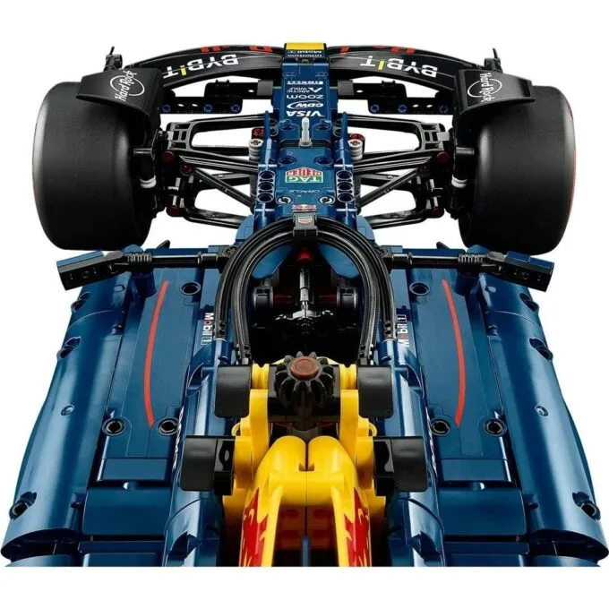 LEGO Technic 42206 Bolid F1 Oracle Red Bull Racing RB20 — image 4