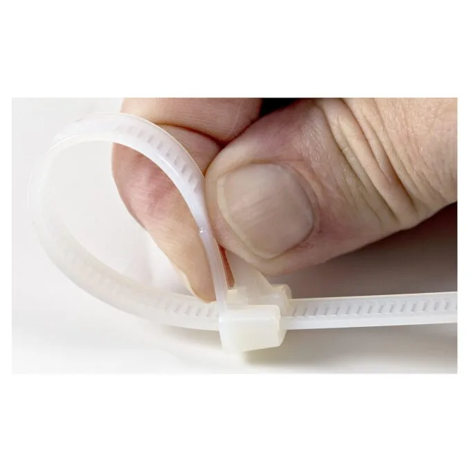 StarTech.com CBMZTRB10 cable tie — image 5