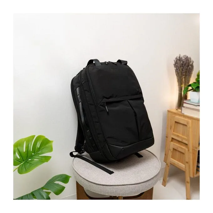Targus TBB665GL backpack — image 2