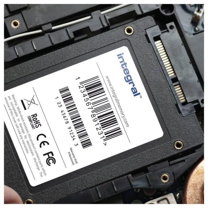 Integral INSSD250GS625V2 internal solid state drive — image 11
