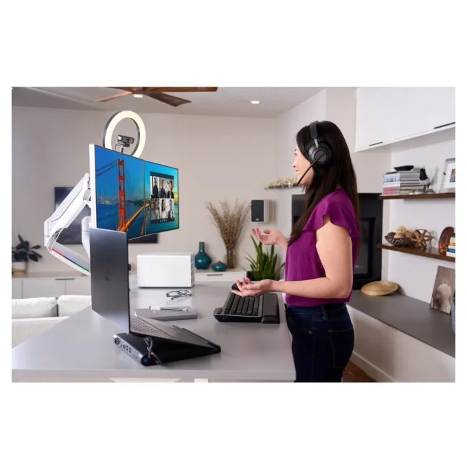 Kensington W2050 Pro webcam — image 28