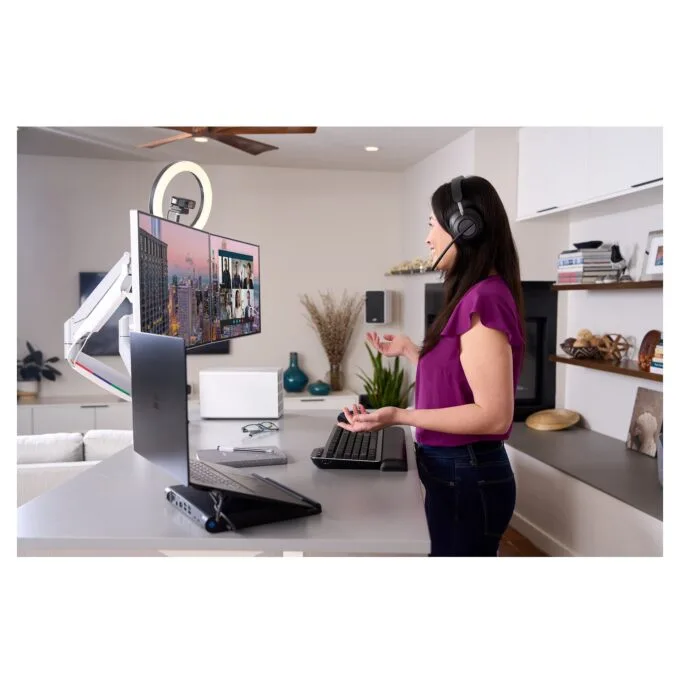 Kensington W2050 Pro webcam — image 29