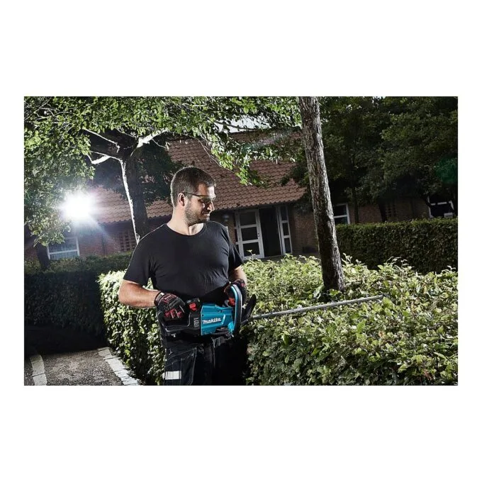Makita DUH502Z power hedge trimmer — image 9