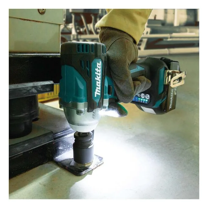 Makita DTW301Z power wrench — image 5