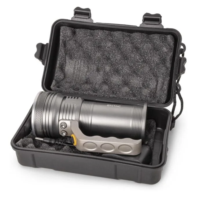Entac EFL-5W-T6-ALU flashlight — image 5