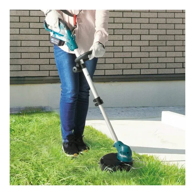 Makita UR100DSME brush cutter/string trimmer — image 2