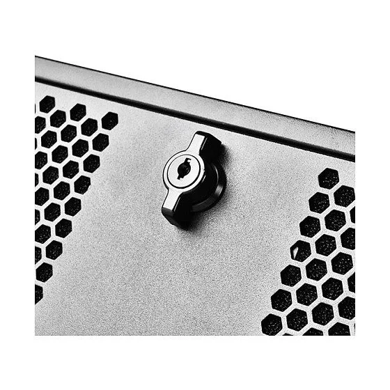 Silverstone RM400 — image 16