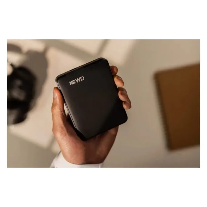 Western Digital Elements Portable (USB-C) external hard drive — image 6