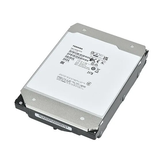 Toshiba MG11ACA14TE internal hard drive — image 1