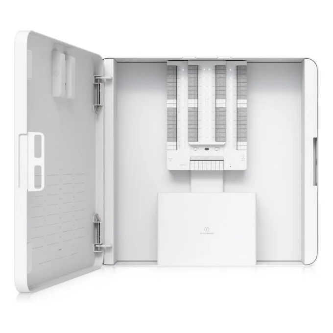 Ubiquiti Alarm Hub Kit — image 1