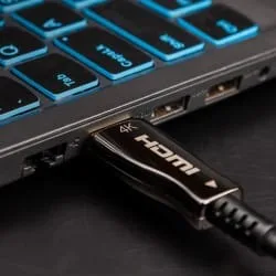 Claroc Kabel optyczny HDMI 2.0 AOC 4K@60Hz 100 m — image 11