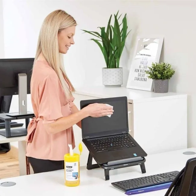 Fellowes Ściereczki Do Czyszczenia Ekranu 100 szt. — image 4