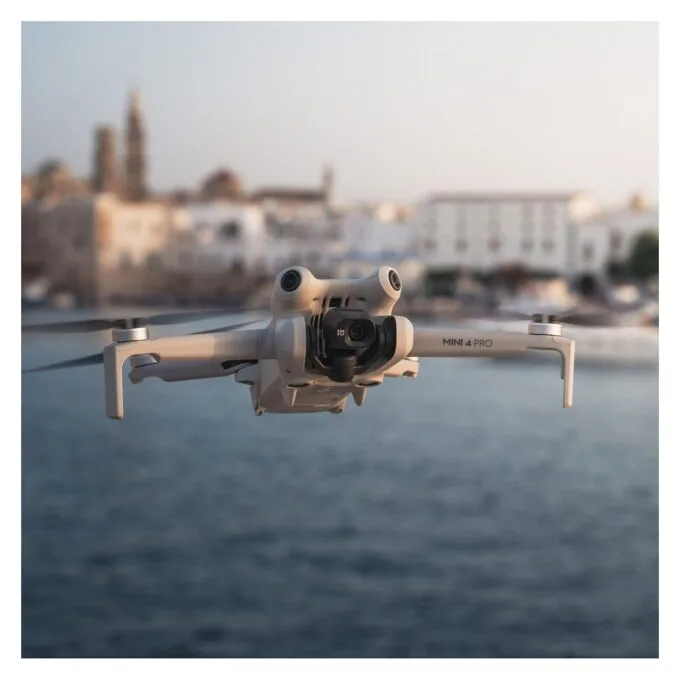 DJI Mini 4 Pro Fly More Combo + RC white — image 9