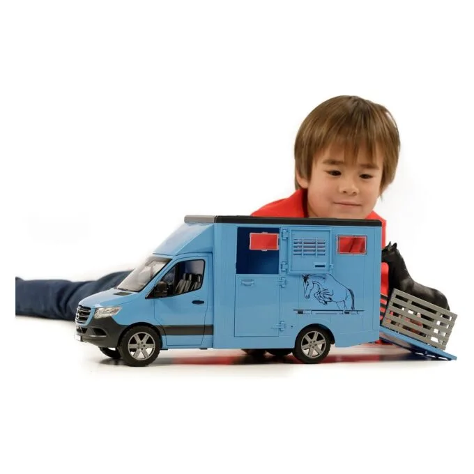 BRUDER MB Sprinter Tiertransporter mit Pferd (blau) — image 7